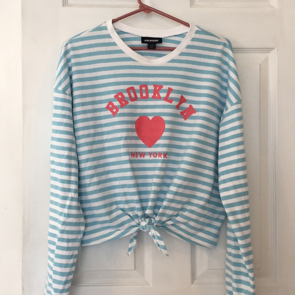 Sweatshirt